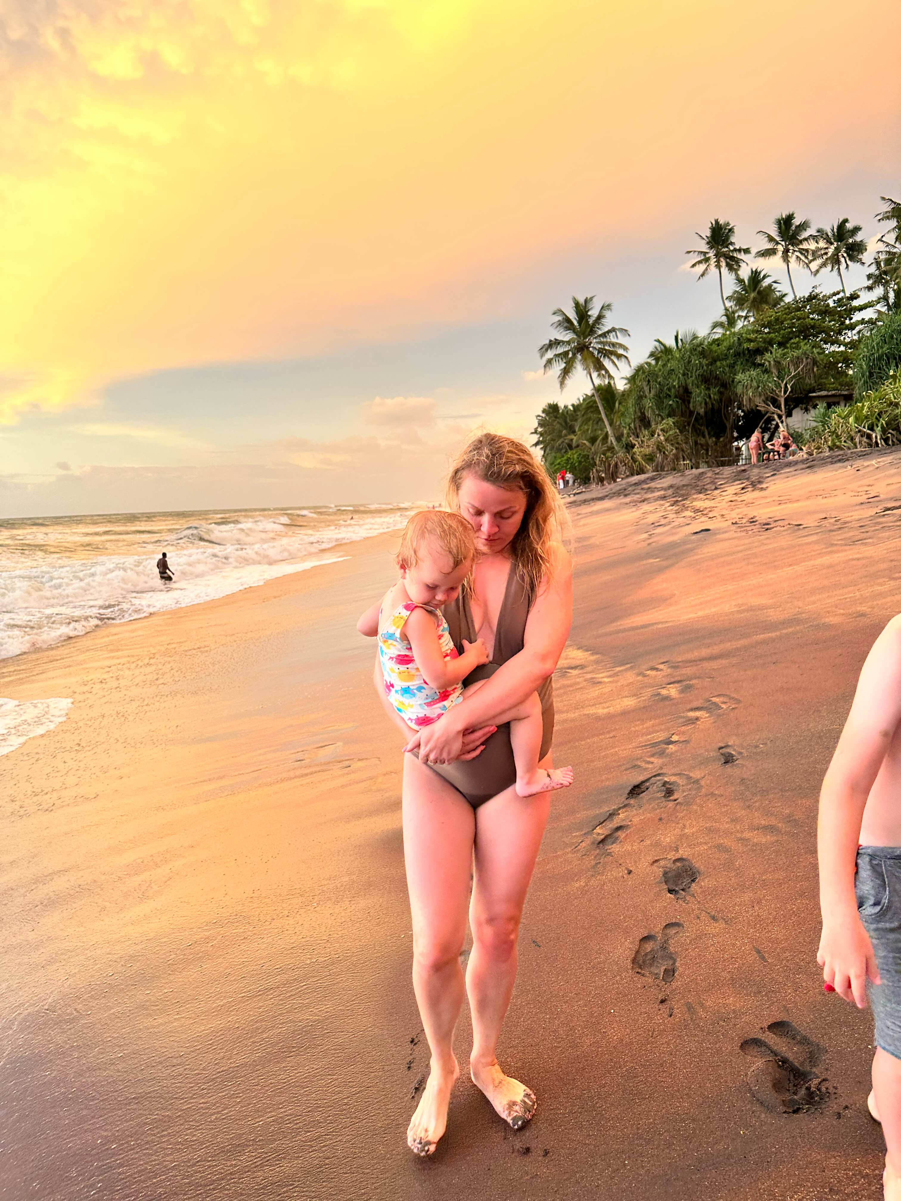 Фото Hibiscus Beach Hotel & Villas