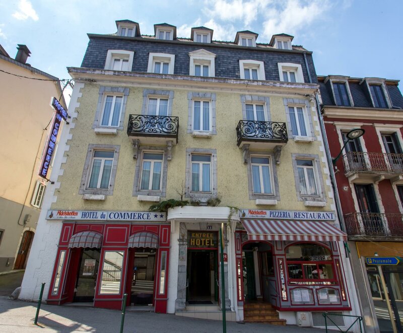 Гостиница Hotel du Commerce Et de Navarre в Лурде