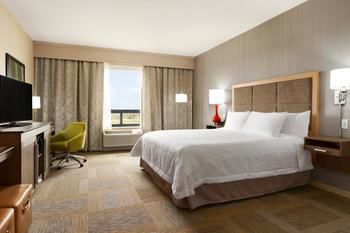 Фото Hampton Inn by Hilton Edmonton/Sherwood Park
