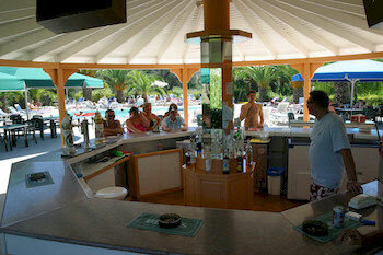 Фото Morfeas Hotel