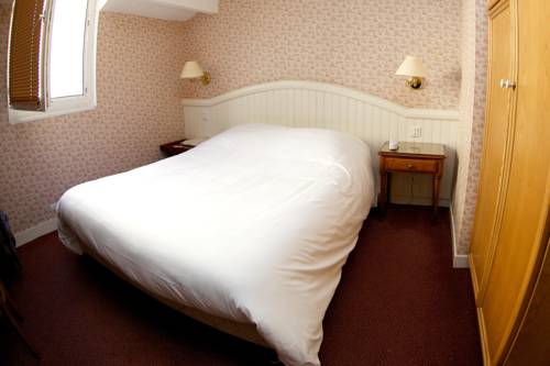 Фото Garden Hotel