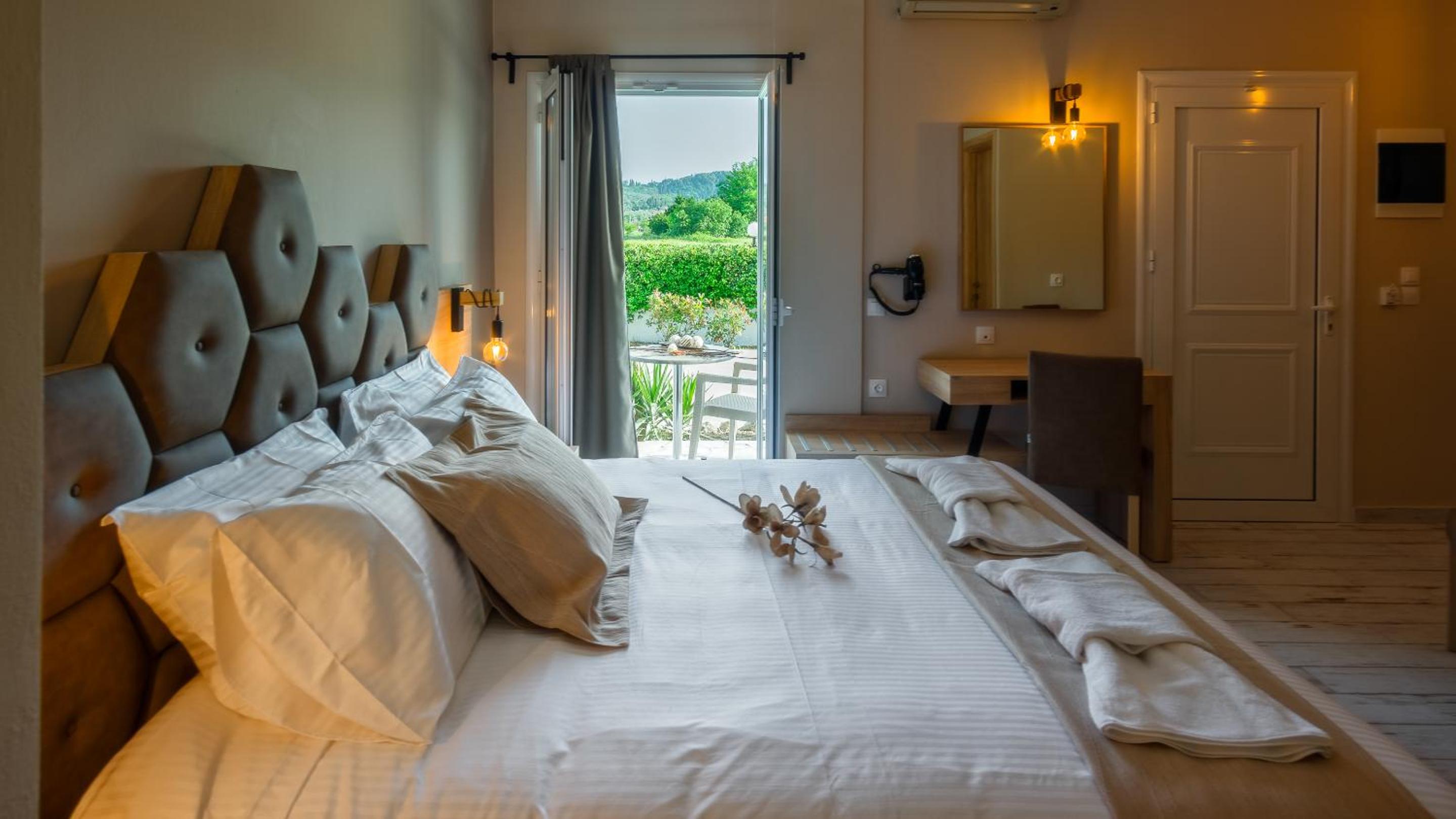 Фото Goudelis Apartments