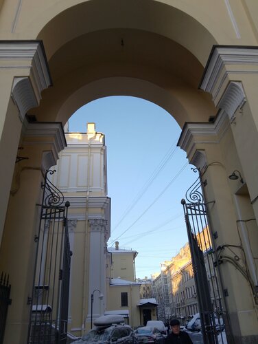 Үлкен аяқтың жыныстық қатынасқа түсуі