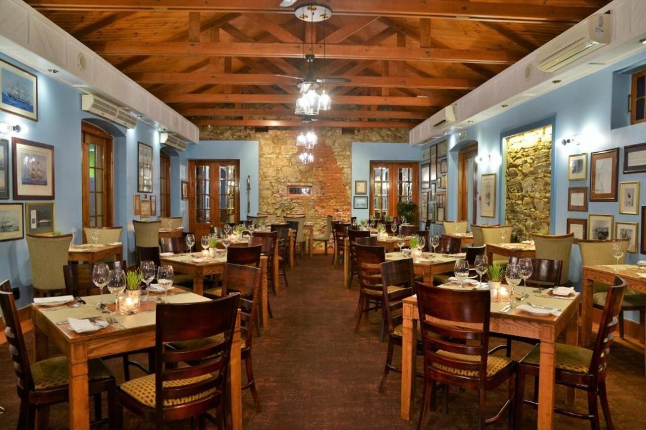 Фото The Portswood Hotel