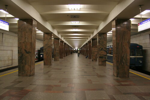 Leninskiy Prospekt (Saint Petersburg, Novatorov Boulevard, 11к2) ، محطة مترو