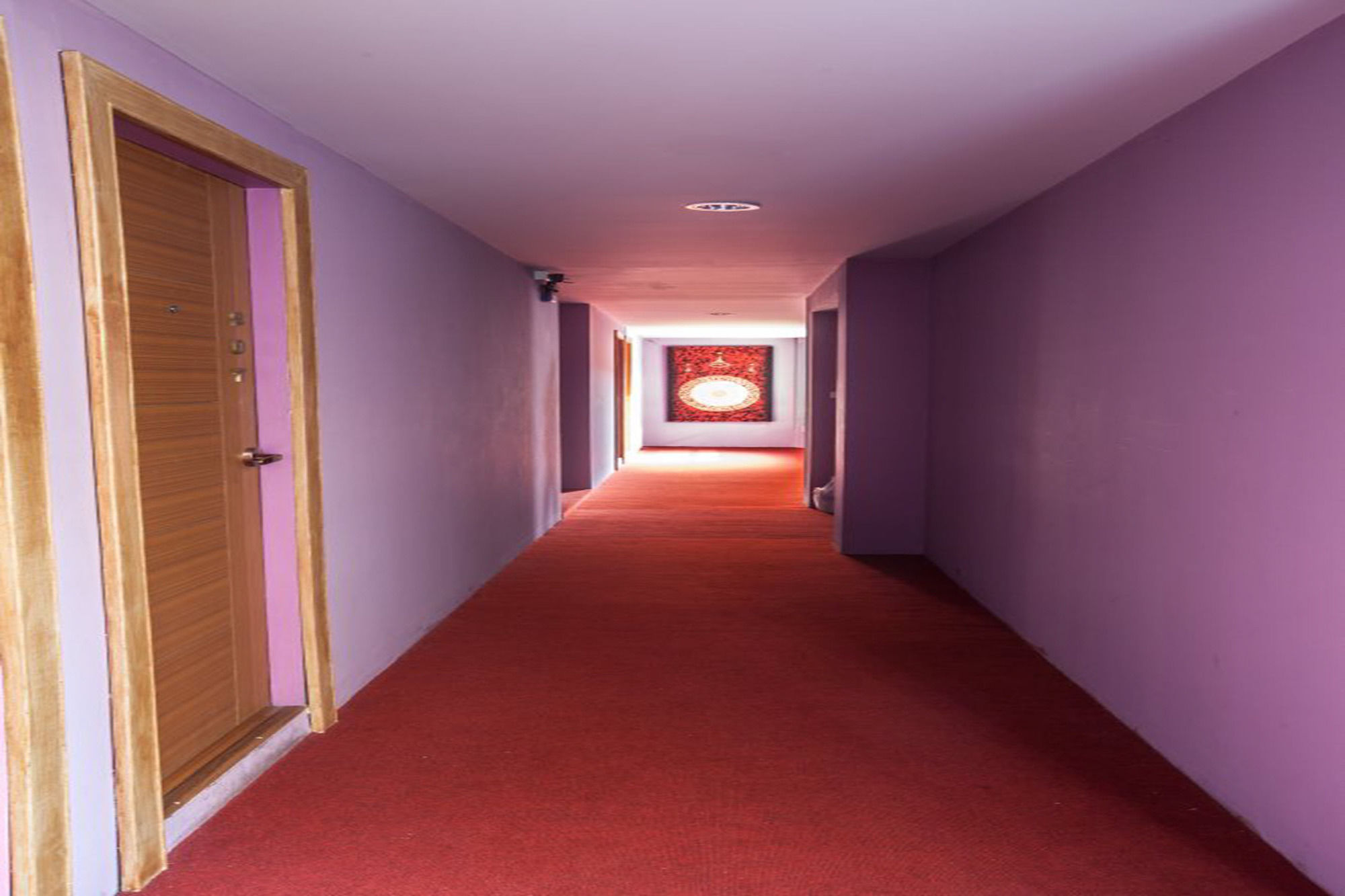 Фото Home Place Hotel