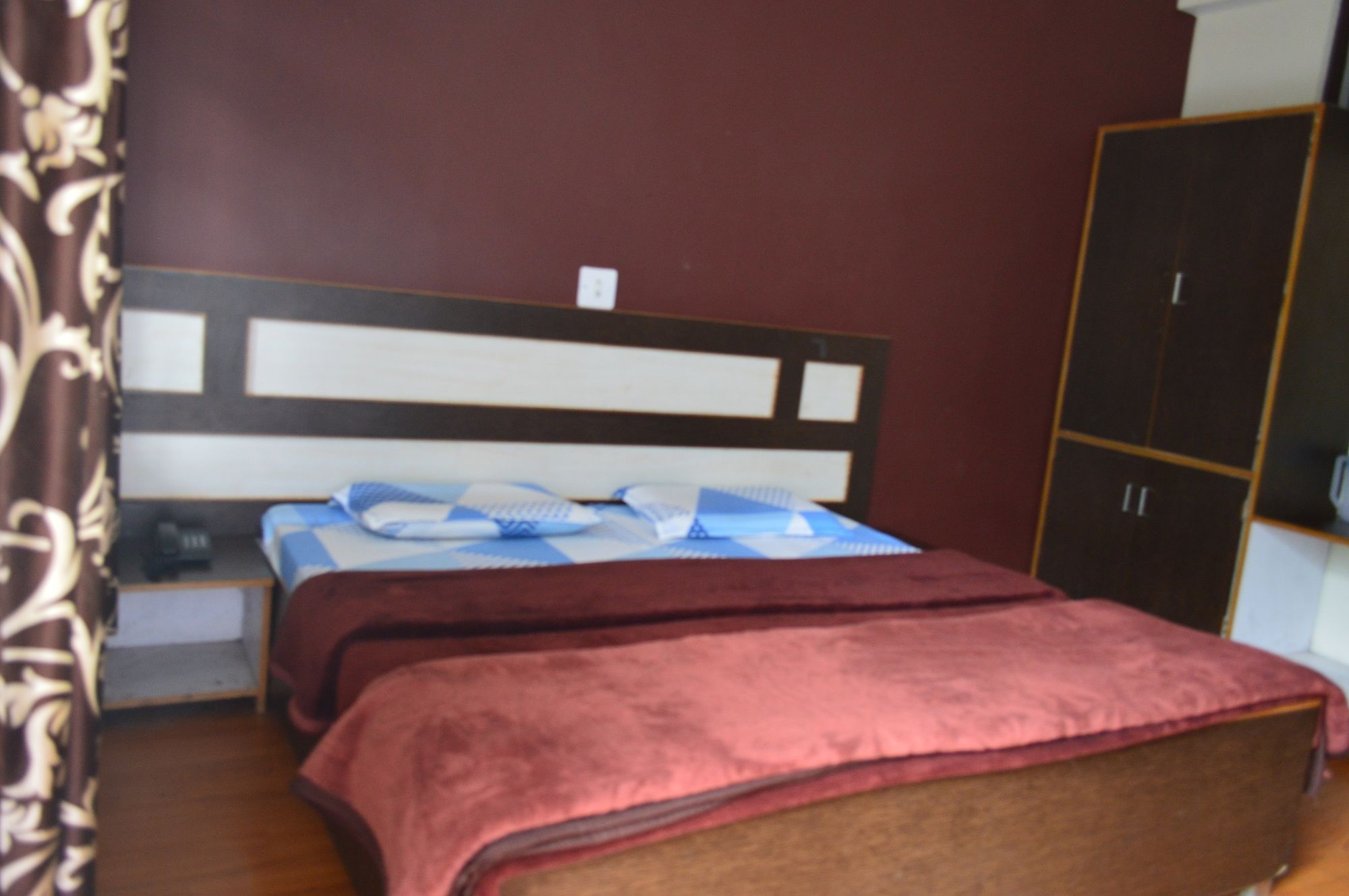 Фото Dharamkot Inn