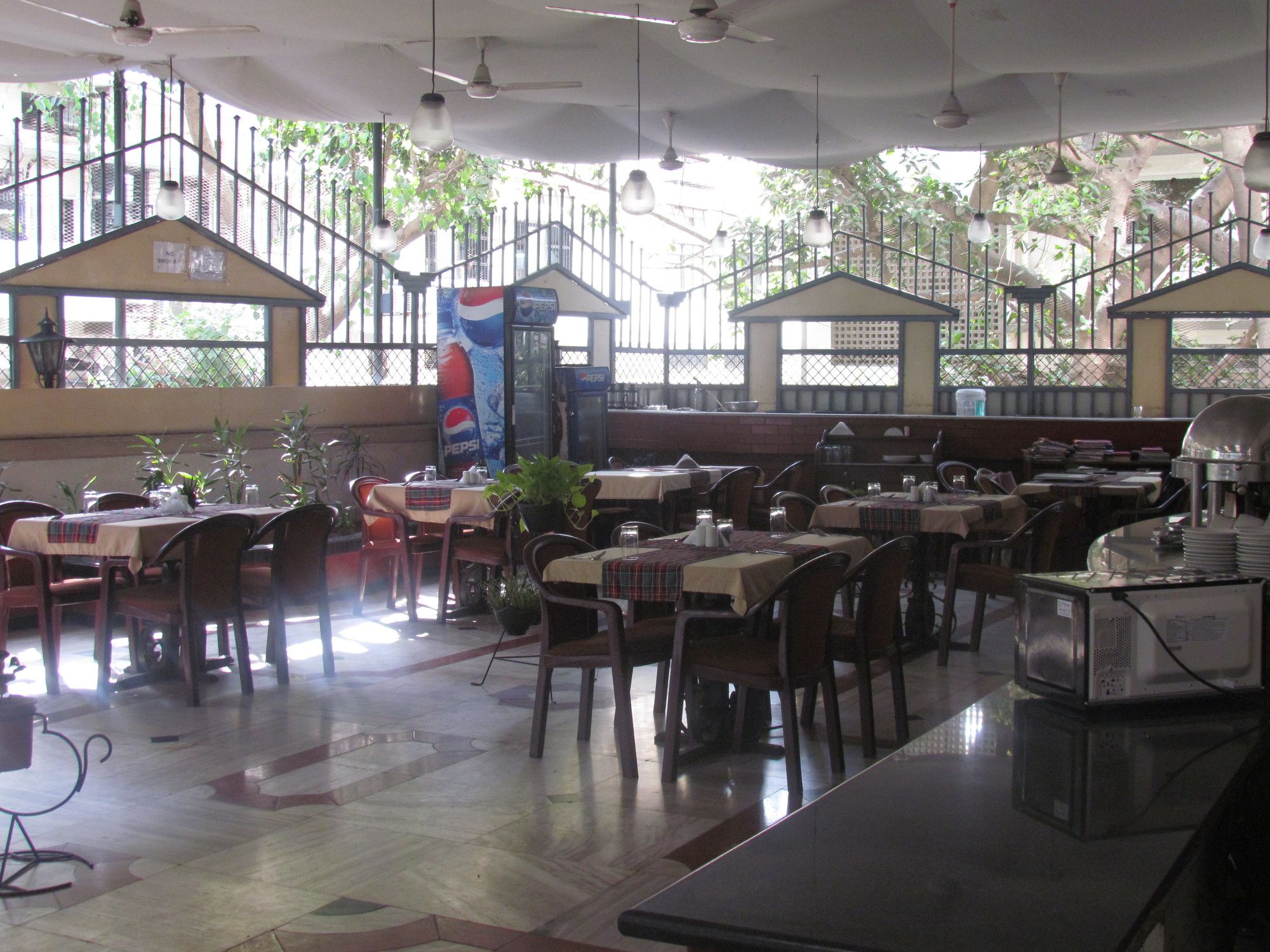 Фото Hotel Kohinoor Park