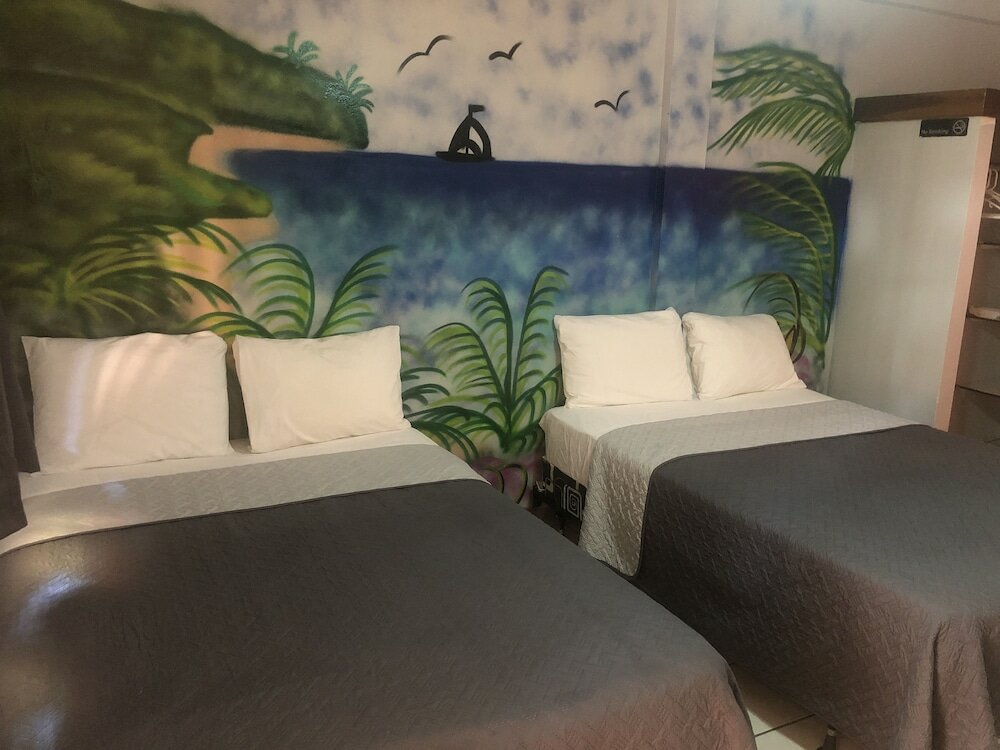 Фото Best Time Inn Hotel - Car Rental