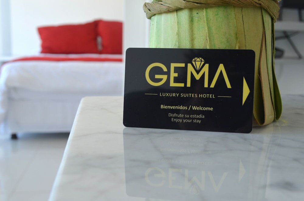 Фото Gema Luxury Suites