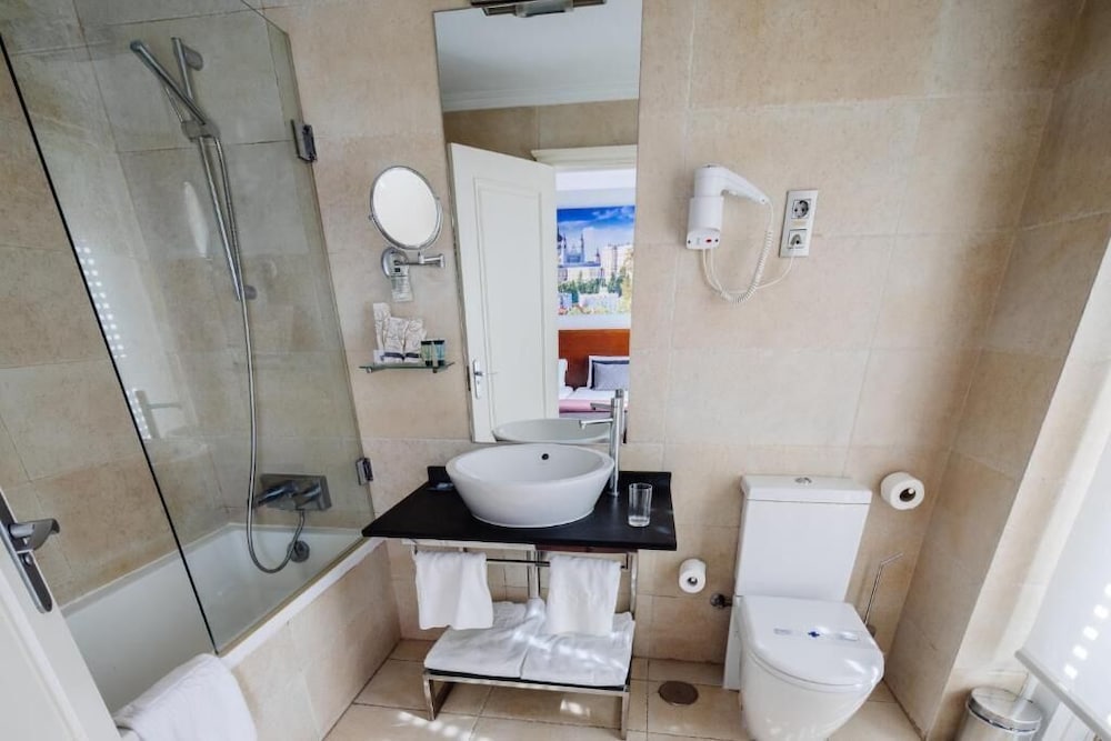 Фото ITC Infantas by Soho Boutique hotel