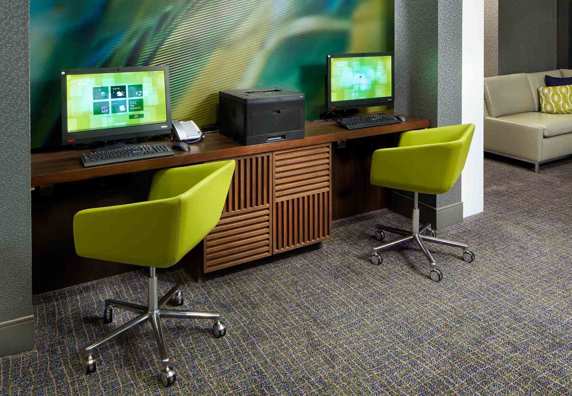 Фото Courtyard by Marriott New York Downtown Manhattan/