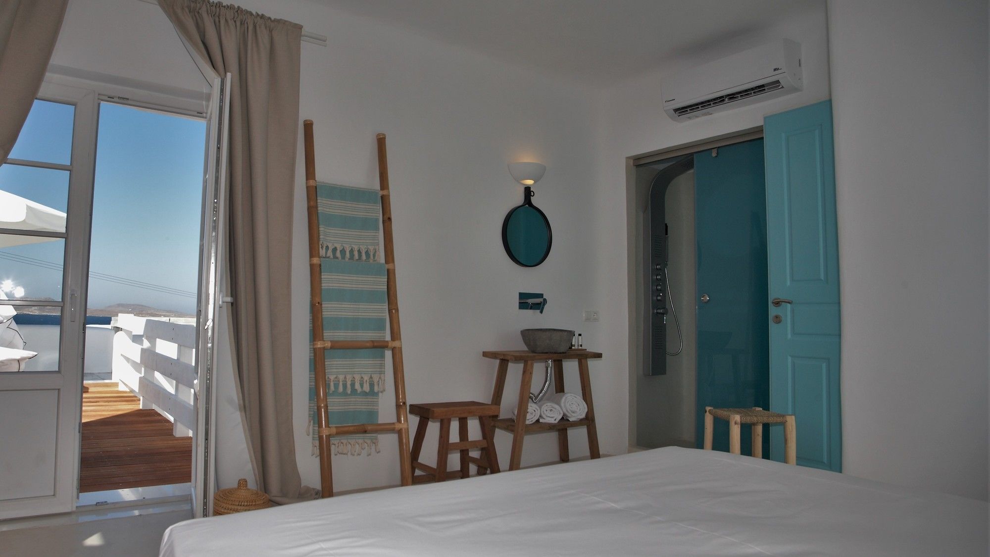 Фото Mykonos Moussa Suites
