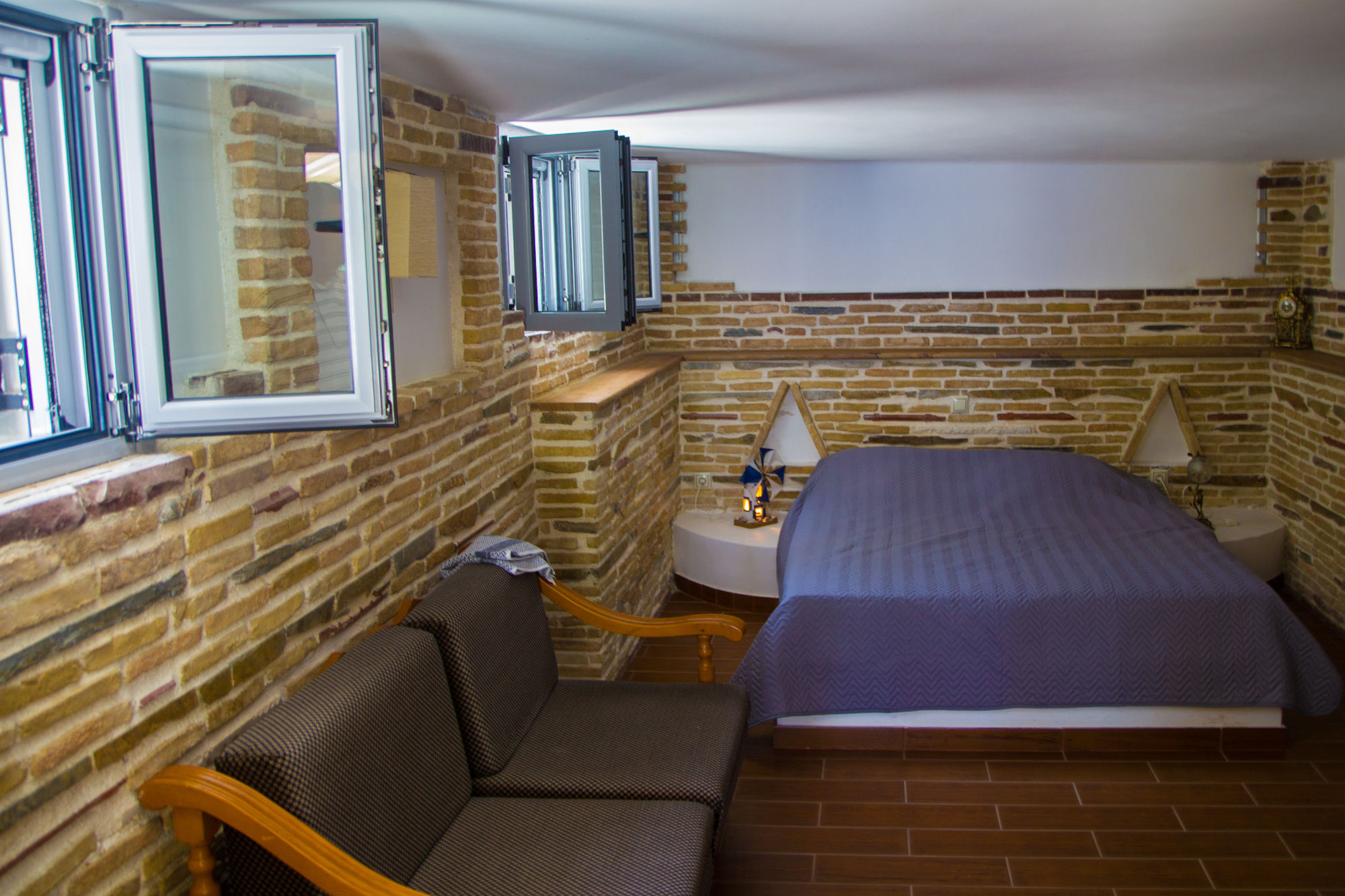 Фото Corinthian Residence