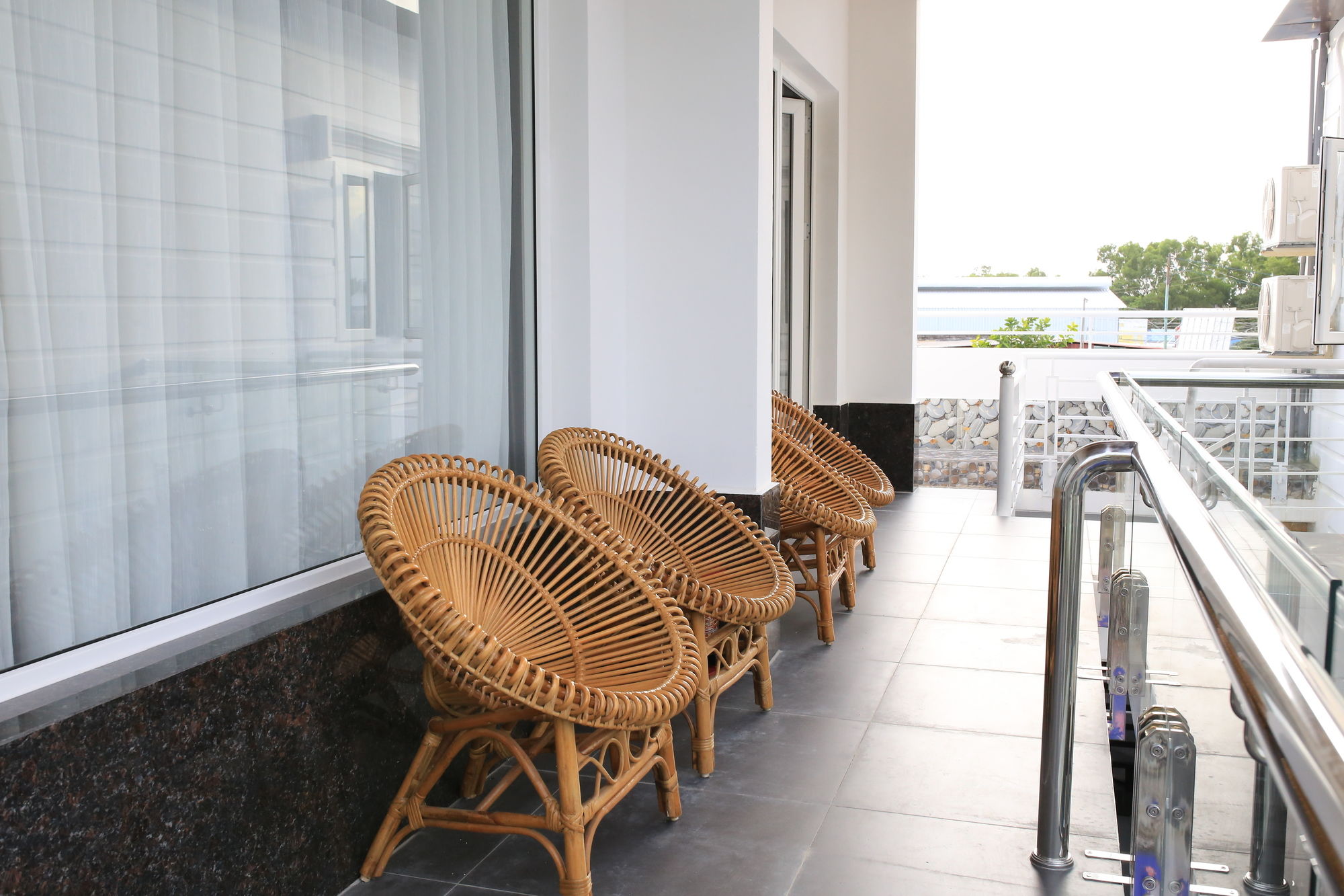 Фото Hotel Blue Dragon