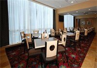 Фото Holiday Inn Express & Suites Buffalo Downtown - Medical Ctr, an Ihg Hotel