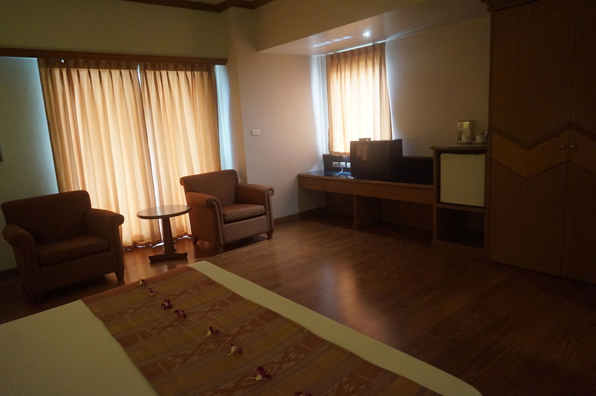 Фото Ban Chiang Hotel