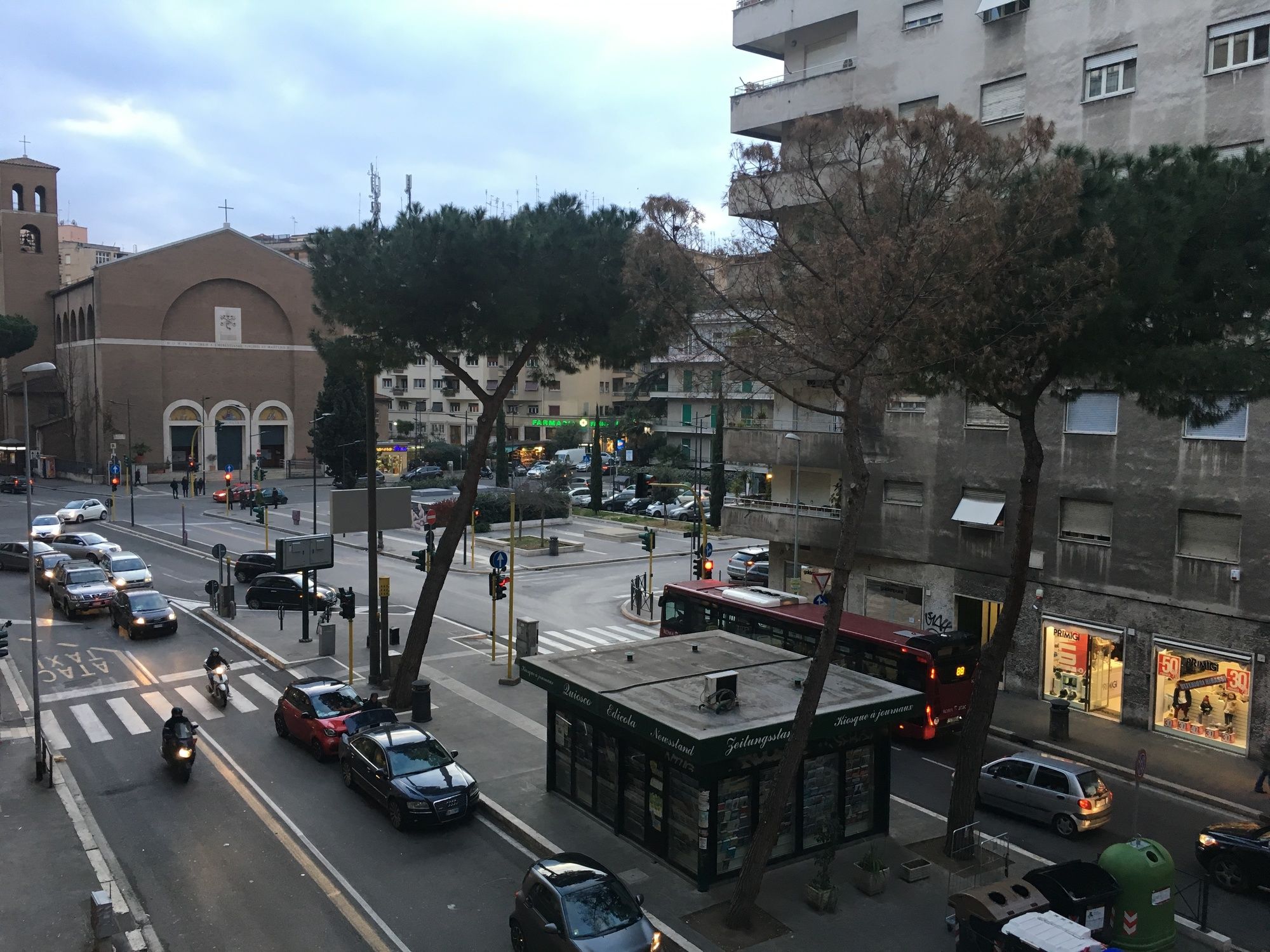 Фото Avec Moi Roma