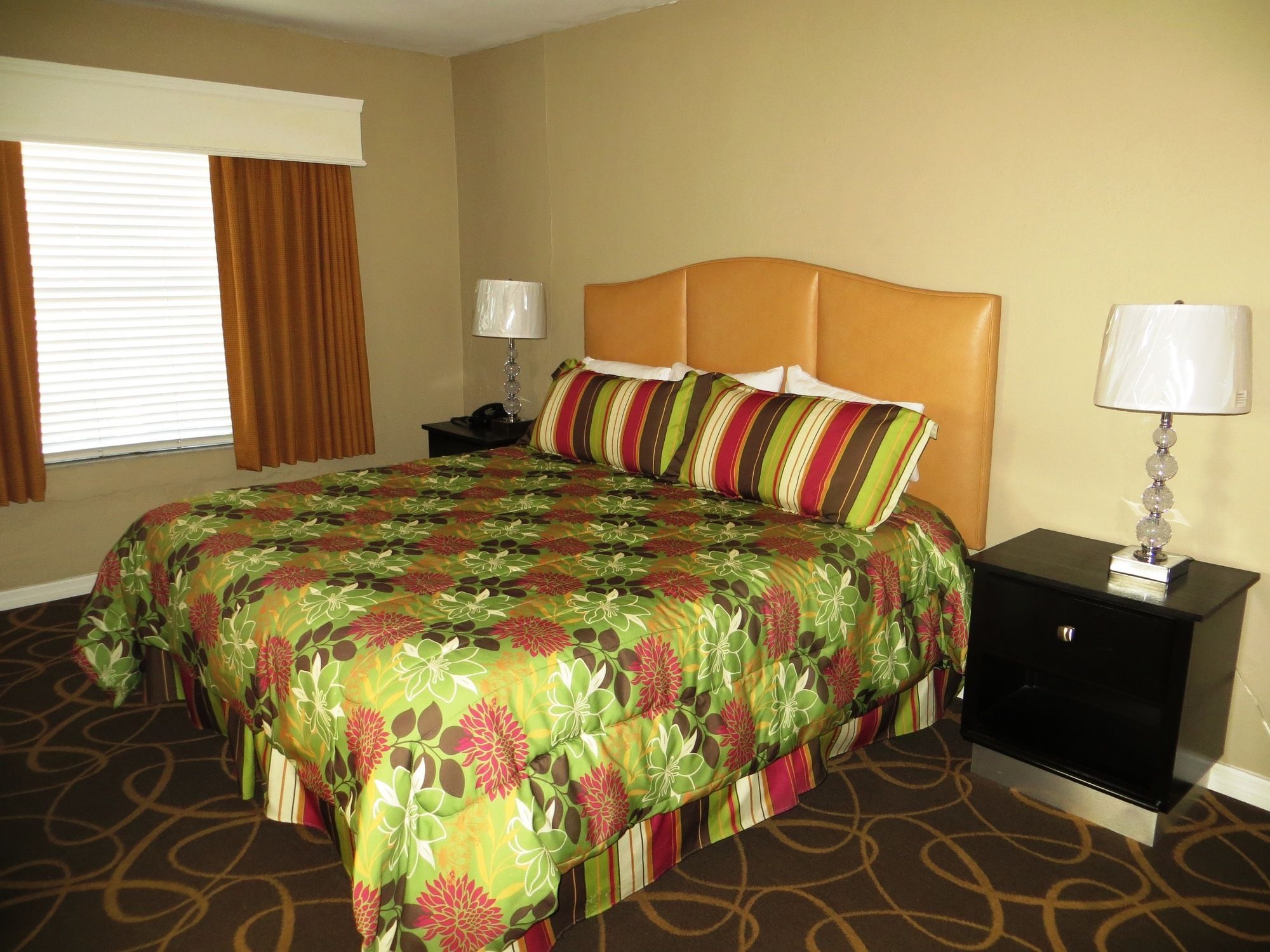 Фото Silver Seas Beach Resort