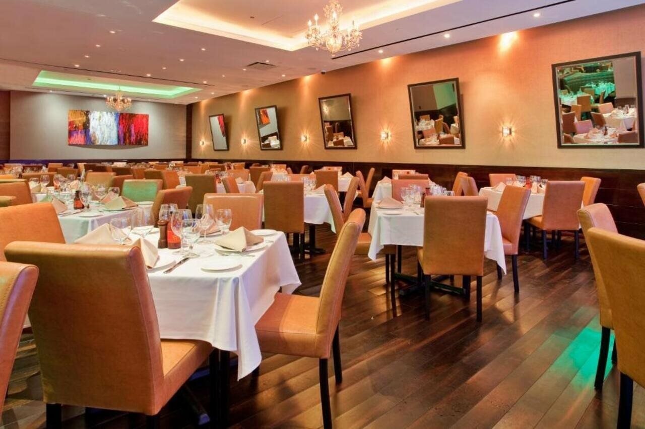 Фото Hilton Garden Inn New York/Central Park South-Midtown West