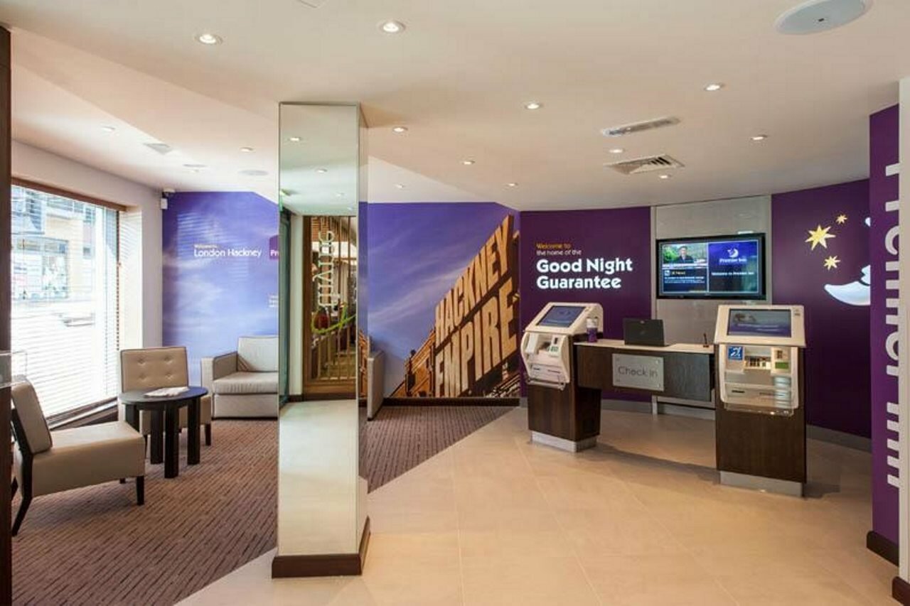 Фото Premier Inn London Hackney