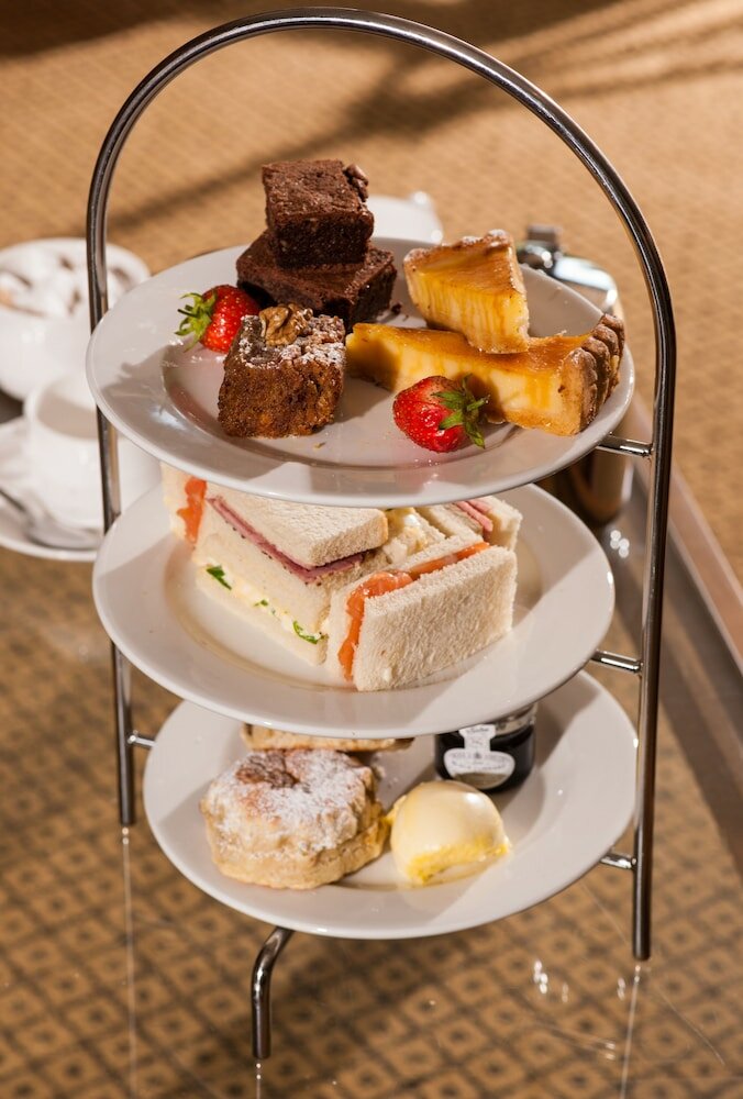 Фото Chevin Country Park Hotel & SPA