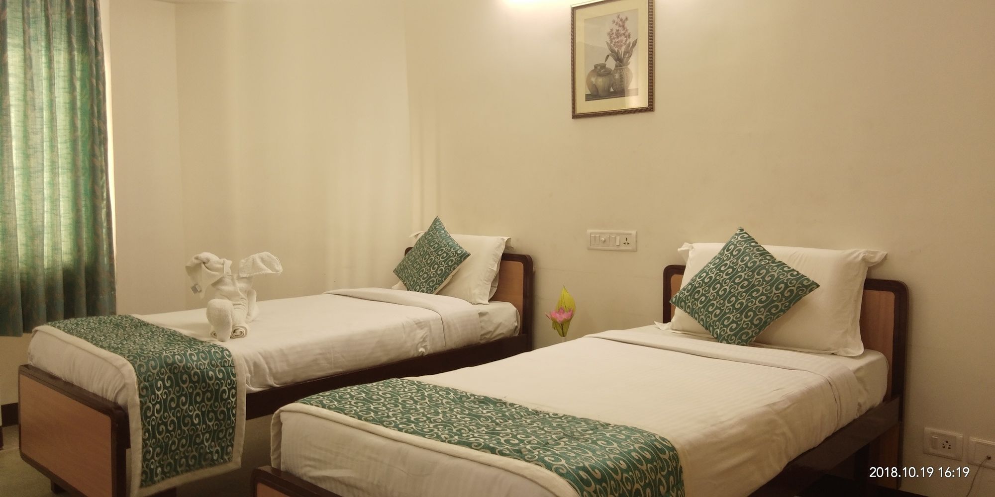 Фото Ywca International Guest House