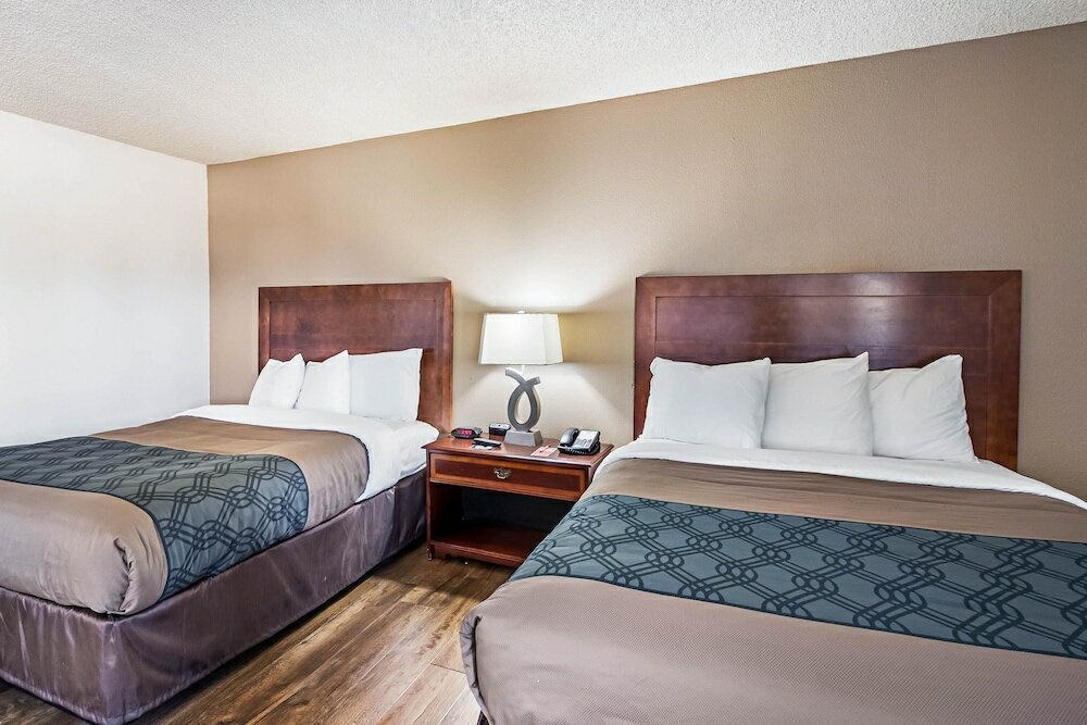 Фото Econo Lodge Inn & Suites Yuba City - Marysville