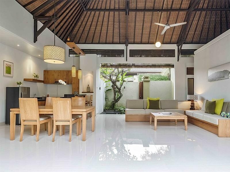 Фото Pradha Villas Seminyak