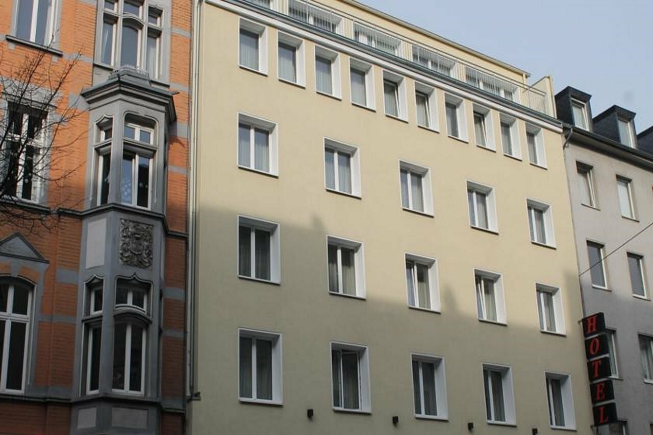 Фото отеля 3