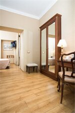 Фото Bq House Trevi Luxury Rooms