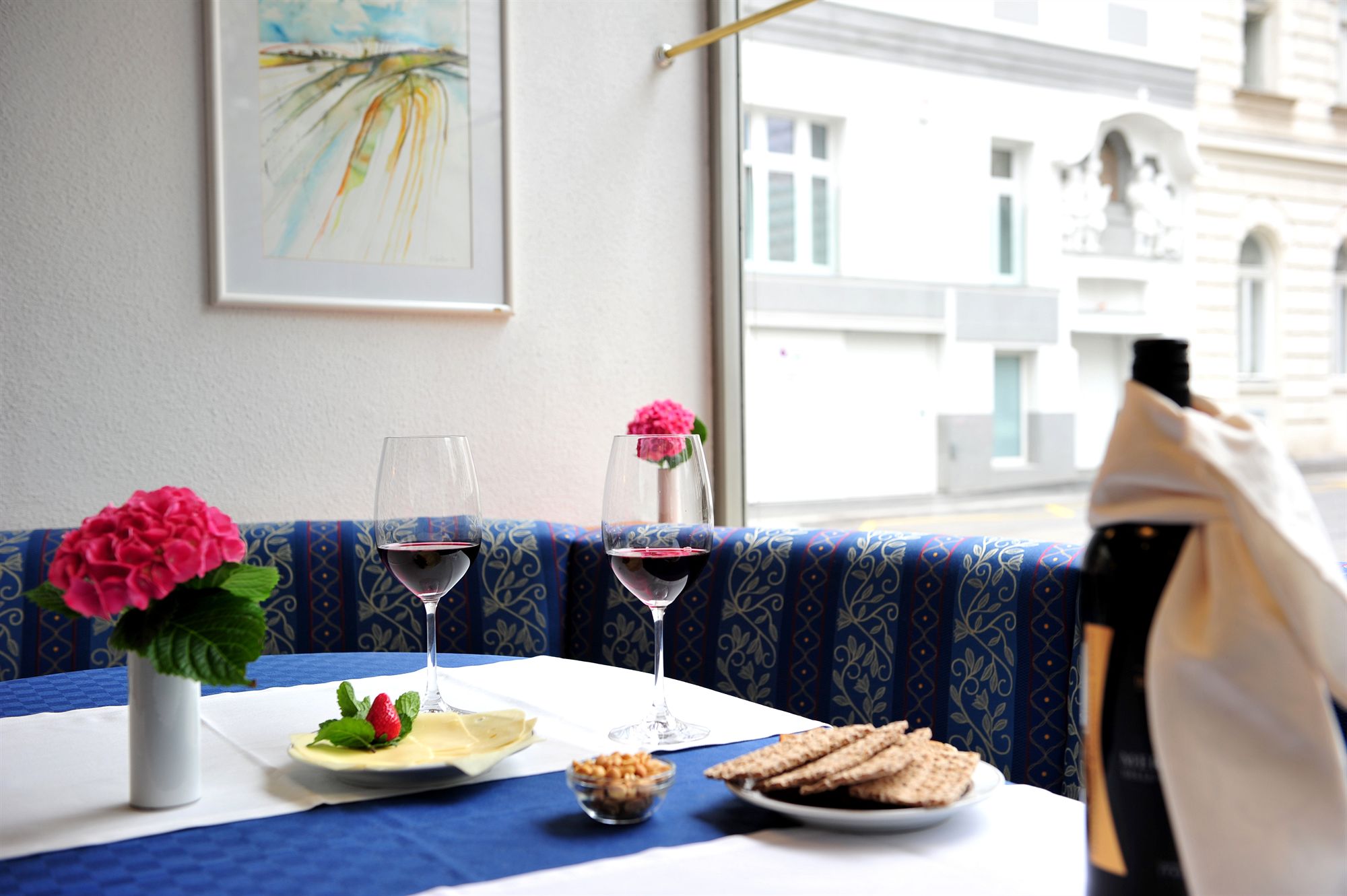 Фото The Weekend Hotel