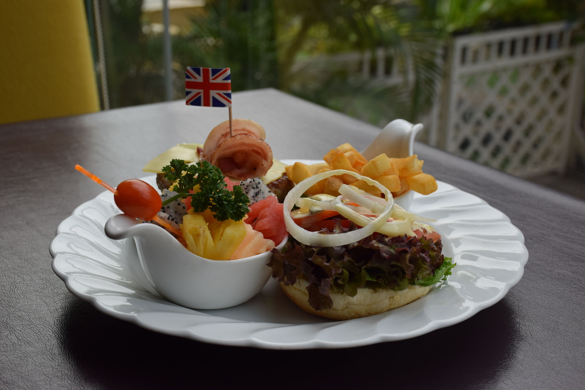 Фото The Color Living Hotel