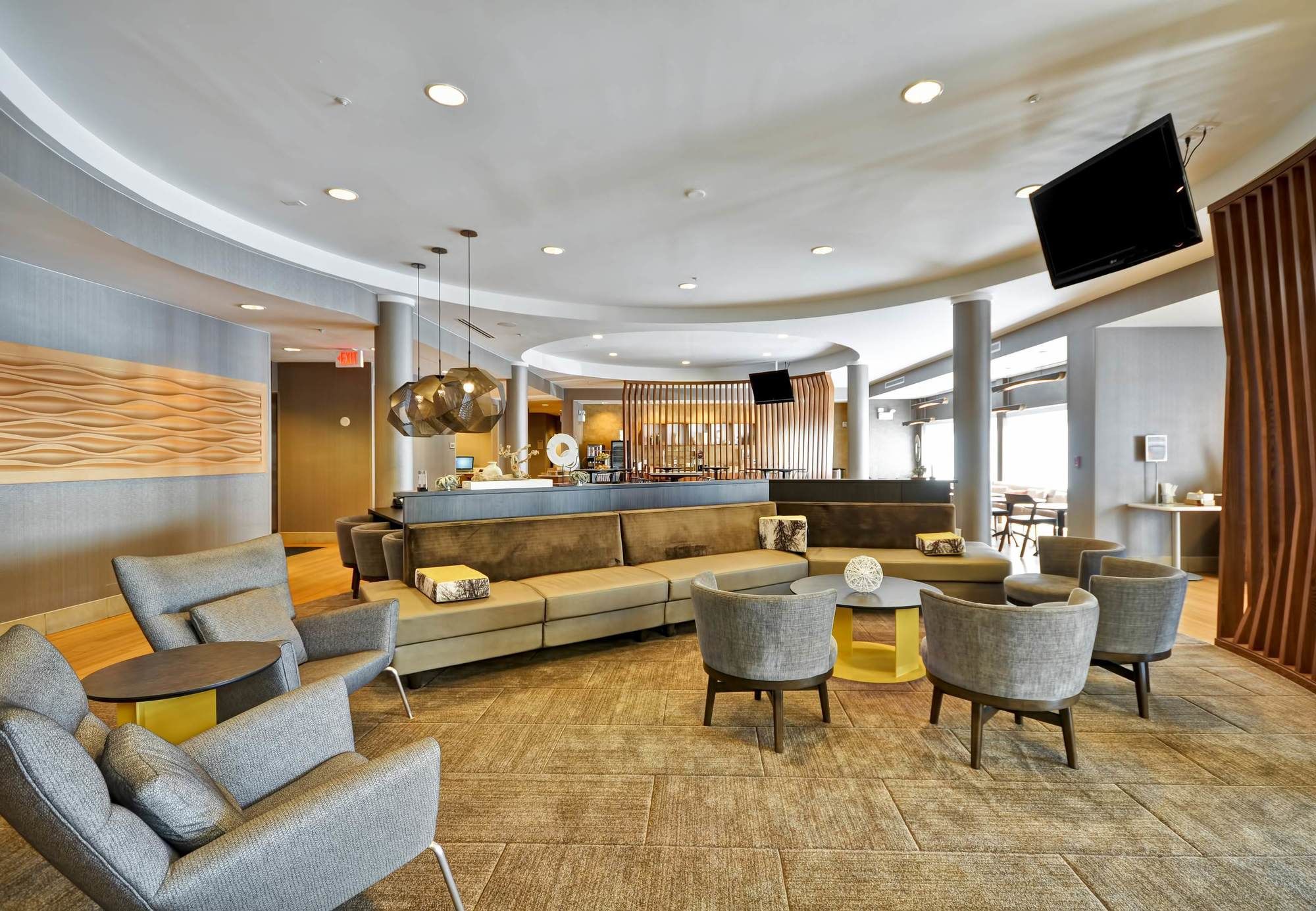 Фото SpringHill Suites Tallahassee Central