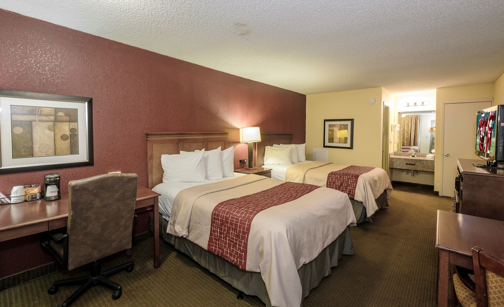 Фото отеля 2