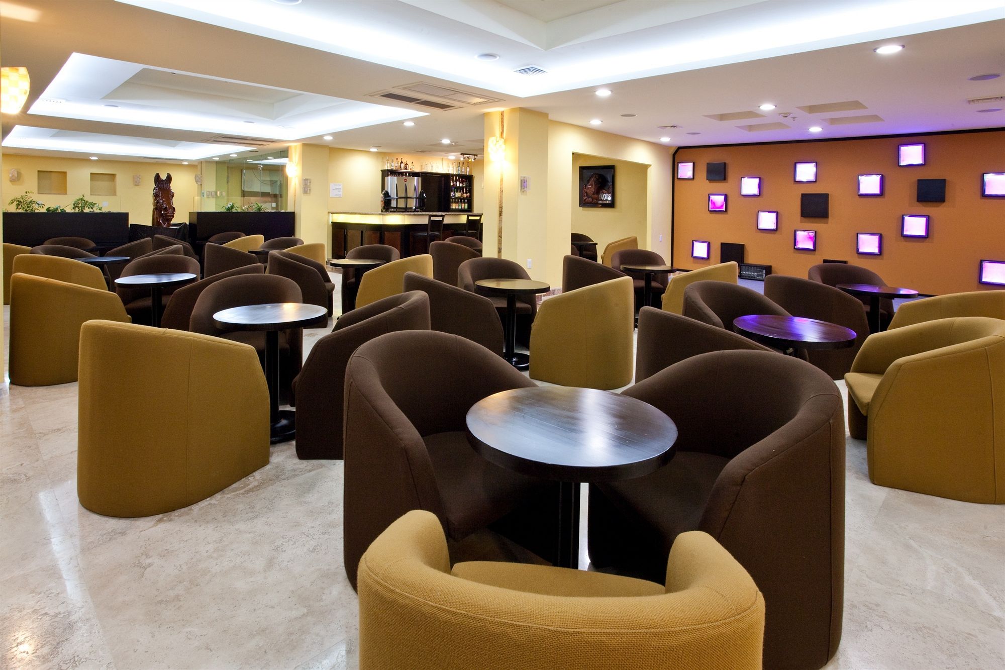 Фото Hotel Hipico Inn