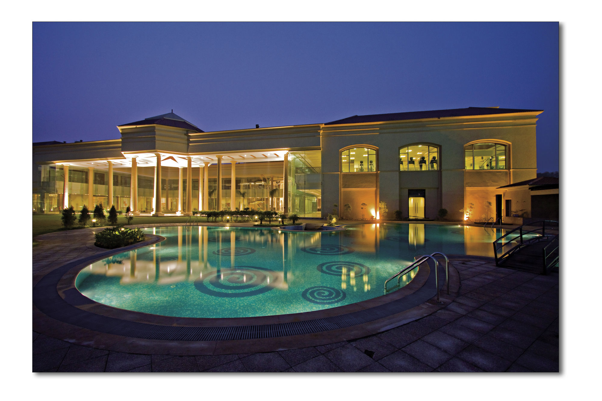 Фото Отель Cabbana Resort & Spa