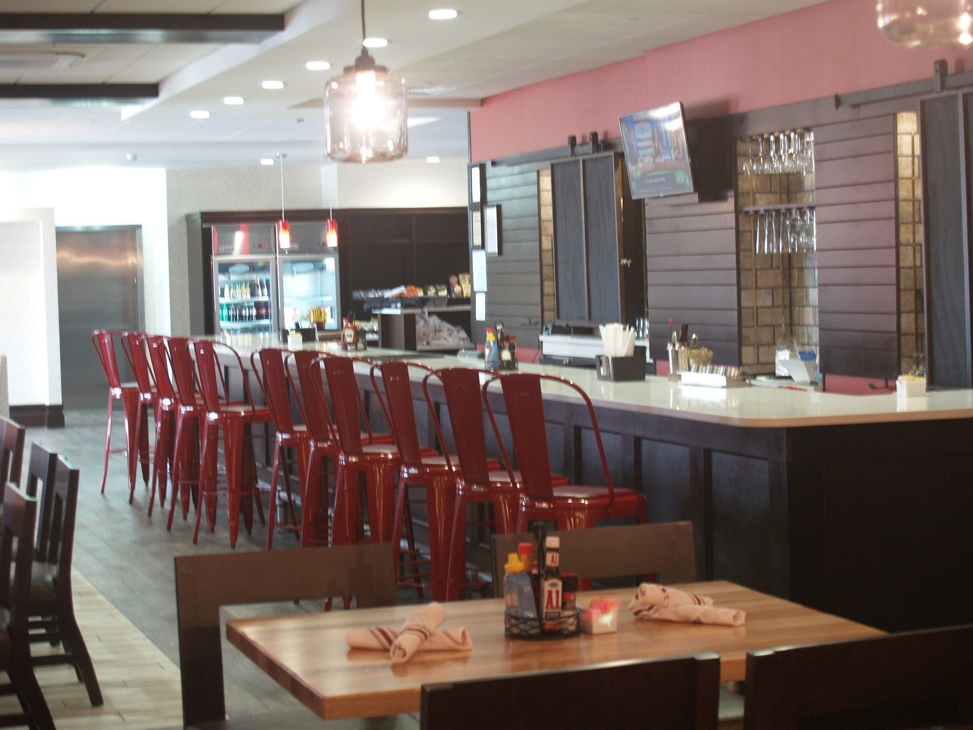 Фото Holiday Inn Salina, an Ihg Hotel