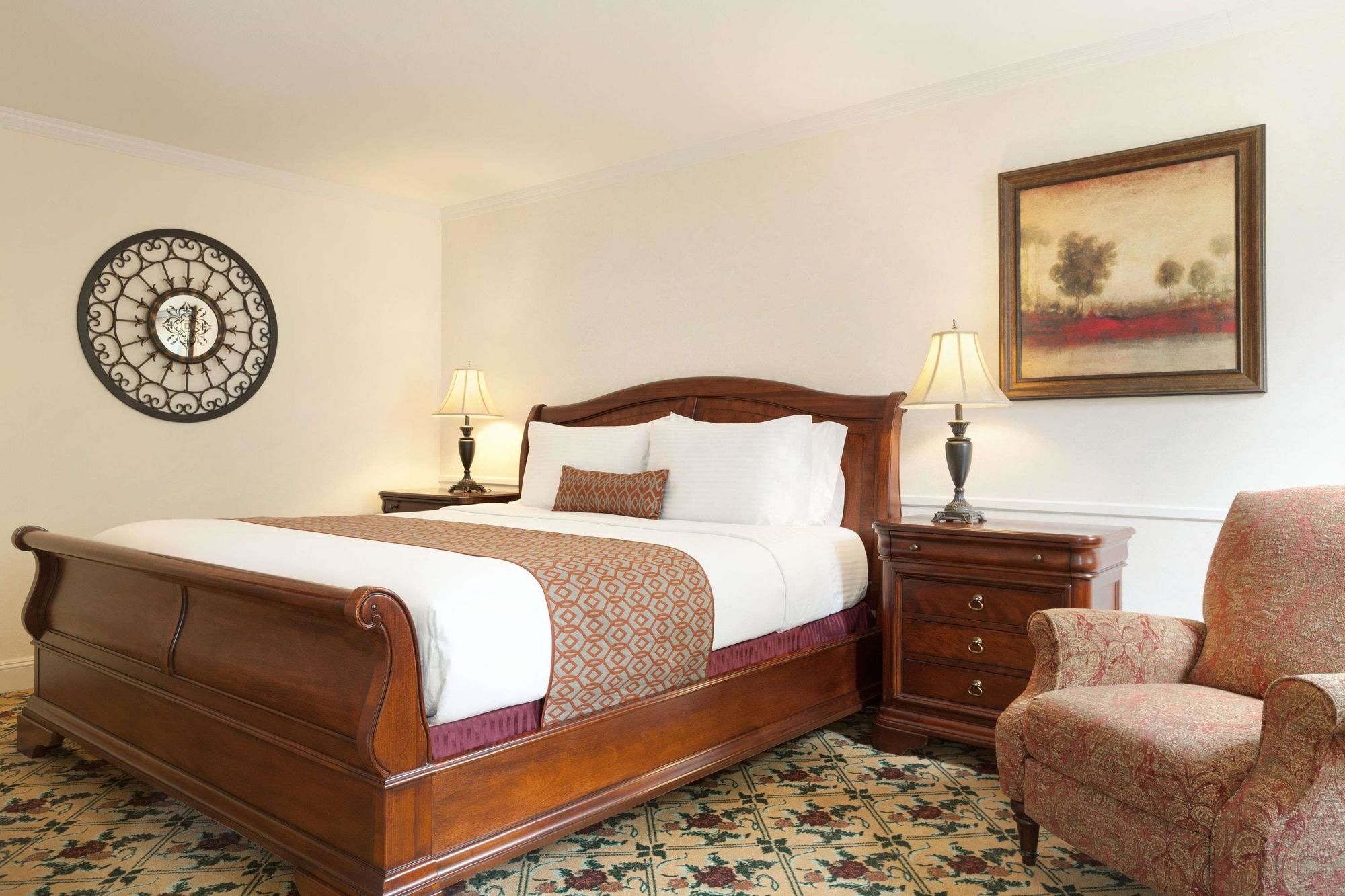 Фото Hayes Mansion, San Jose - Curio Collection by Hilton