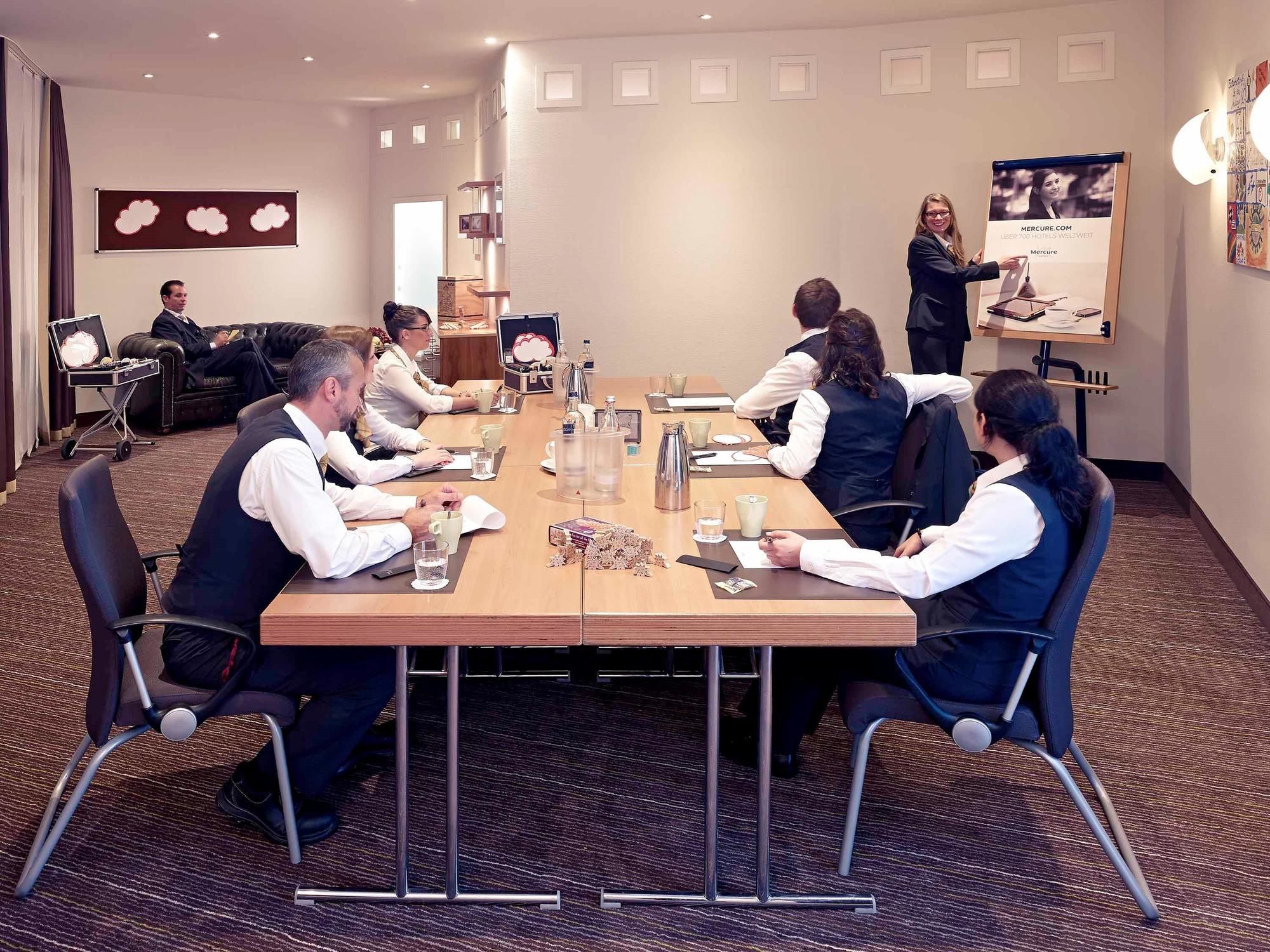 Фото Mercure Tagungs & Landhotel Krefeld