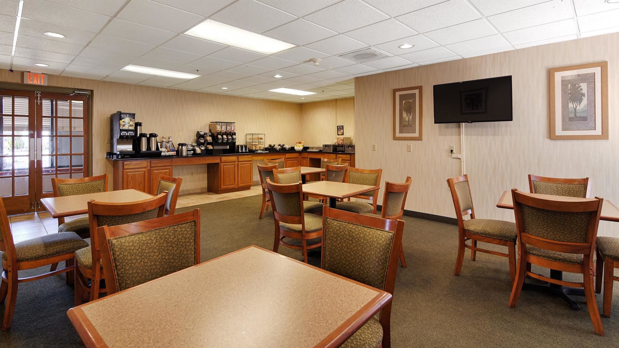 Фото Best Western Galaxy Inn