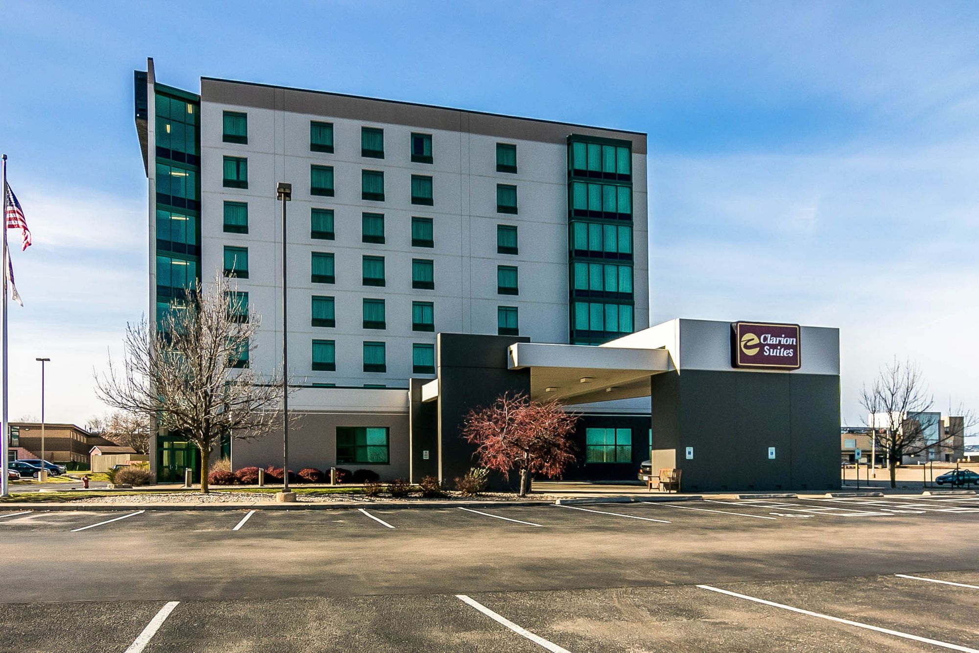 Фото Clarion Suites at the Alliant Energy Center