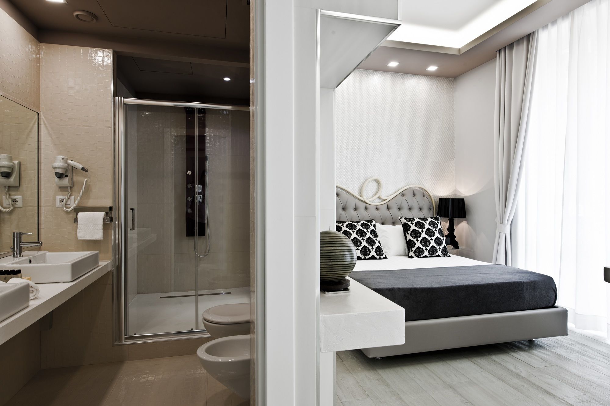 Фото Corso Boutique Luxury Rooms