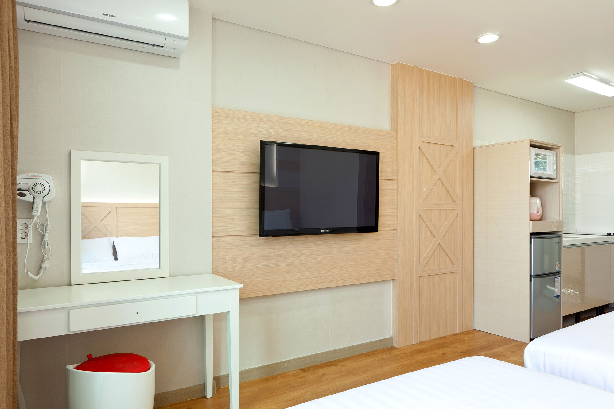 Фото Cordelia Hotel