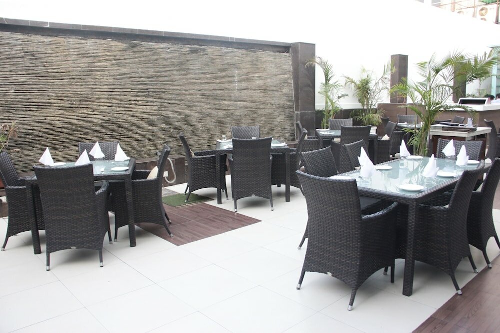 Фото The Corus Hotel