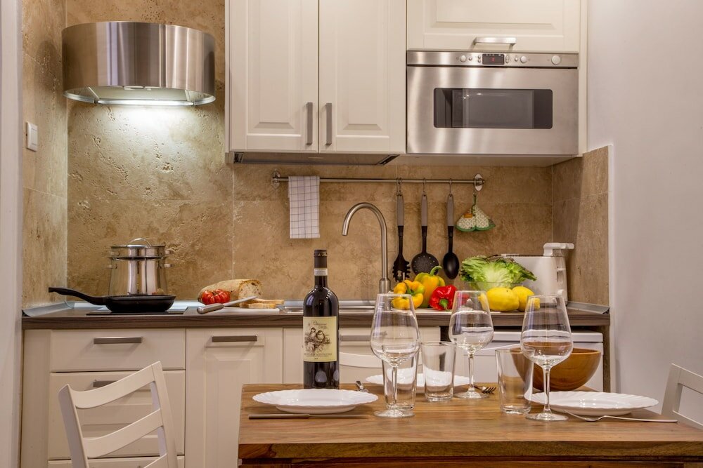 Фото Aenea Superior Inn