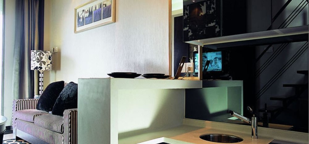 Фото Sunflower Hotel & Residence