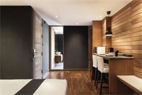 Фото 5ive Beach House Hotel