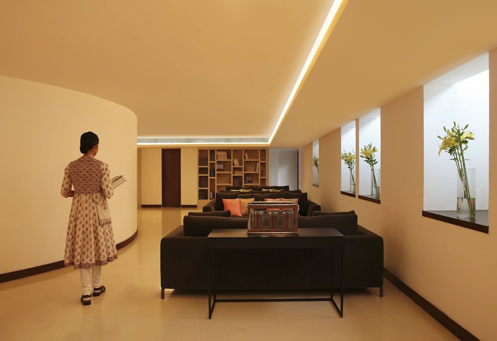 Фото The Roseate New Delhi