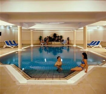 Фото Crown Resorts Henipa